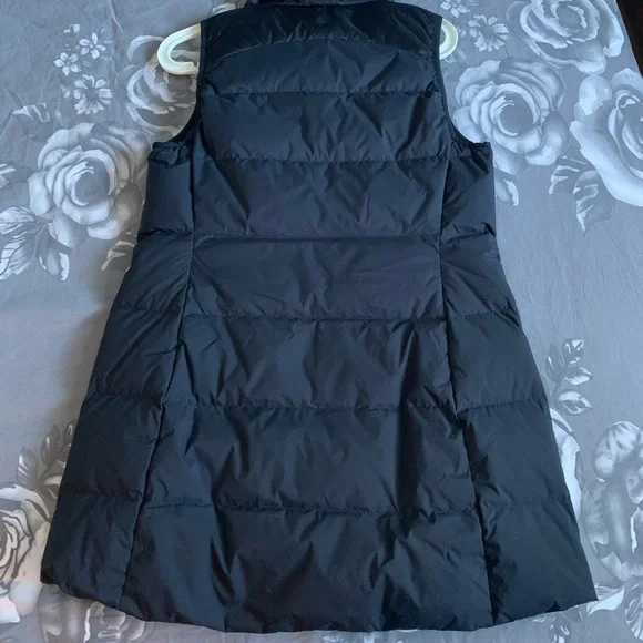 🖤Lululemon chill day vest sz6🖤 - Picture 3 of 9